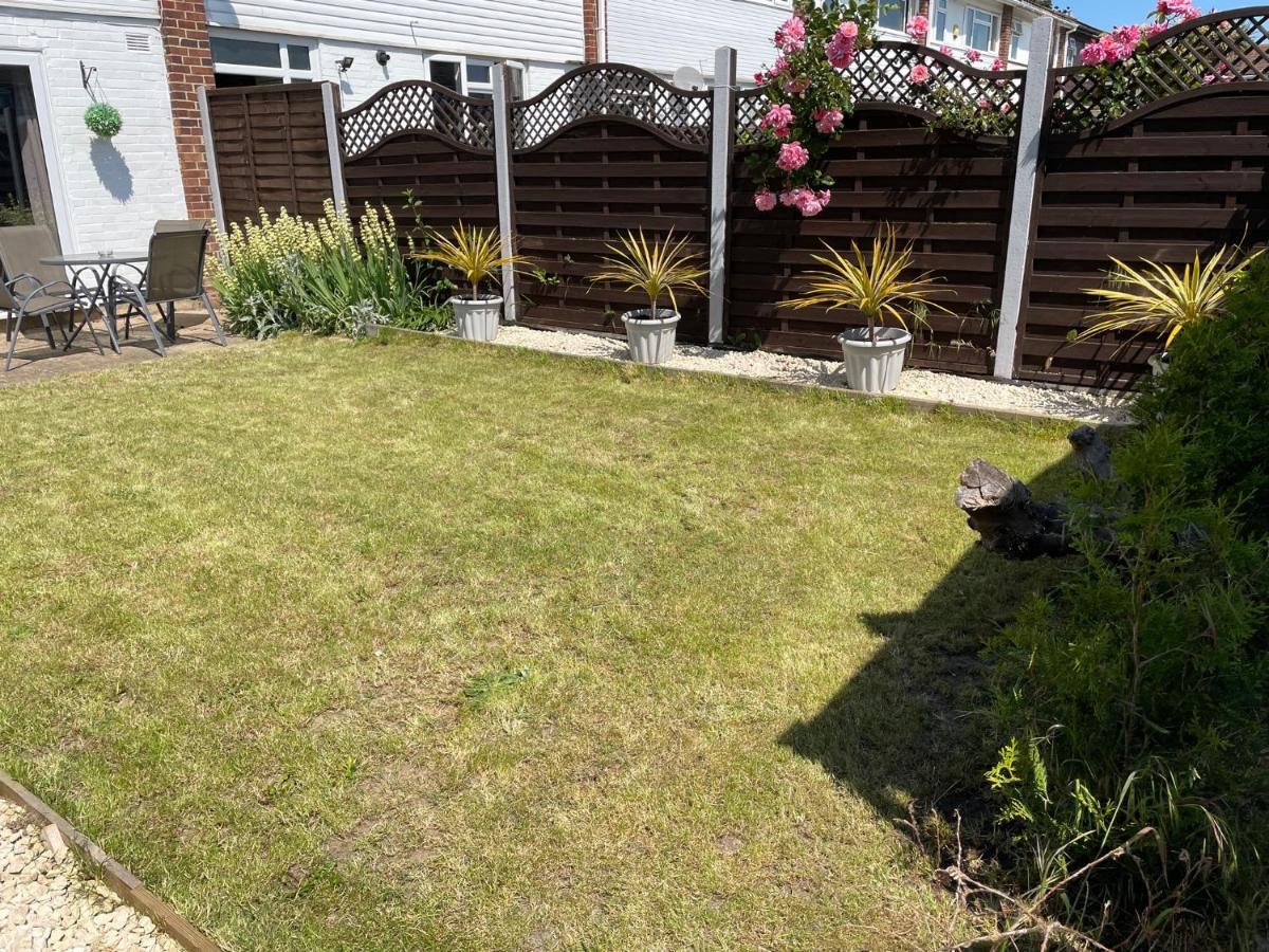 Contractor Accommodation Near Heathrow, Windsor Minutes From M4 Slough Exterior photo